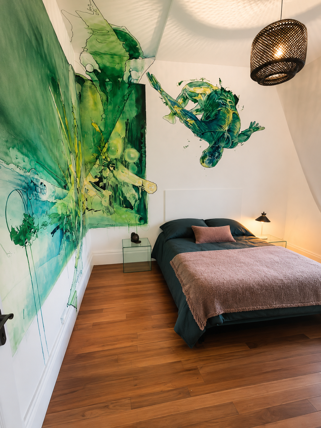 Chambre Saïr, fresque et lit double